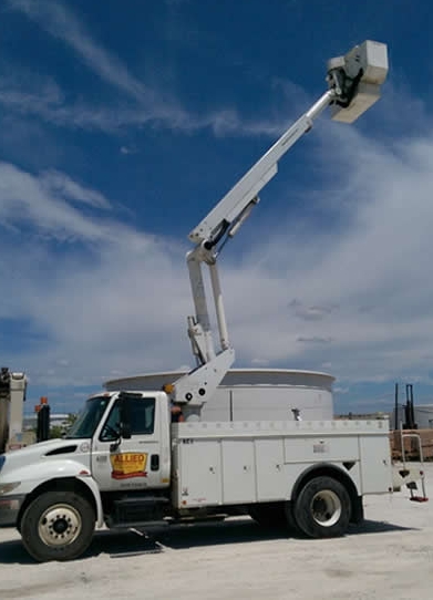 Double Man Bucket Trucks